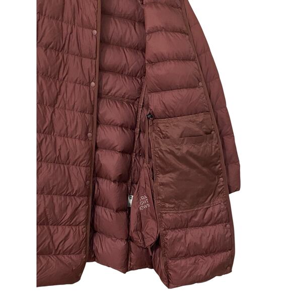 Uniqlo Women’s Ultra Light Down Jacket Small Wine Packable Travel Quilted Coat - Picture 10 of 16